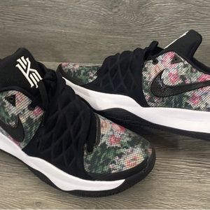 Nike Kyrie Irving 1 Low Floral Shoes Sneakers Size 11